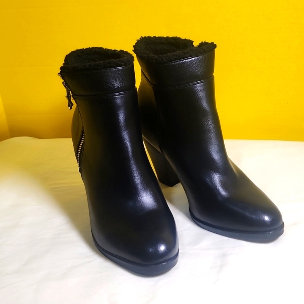 Parker & sky women boots size 7.5